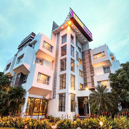 Click Hotel นาสิก ภายนอก รูปภาพ