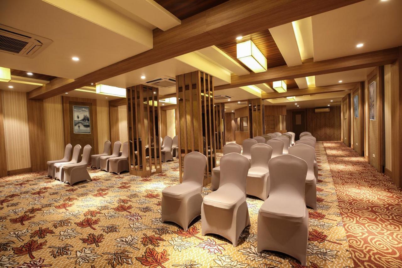 Click Hotel นาสิก ภายนอก รูปภาพ
