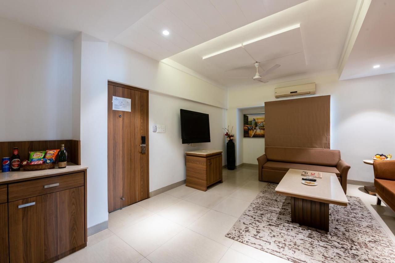 Click Hotel นาสิก ภายนอก รูปภาพ